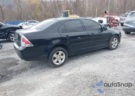 2008 Ford Fusion Se z USA, uszkodzony, nr VIN 3FAHP07108R194091